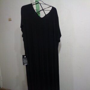 avenue maxi short sleeve dress 26/28 Plus